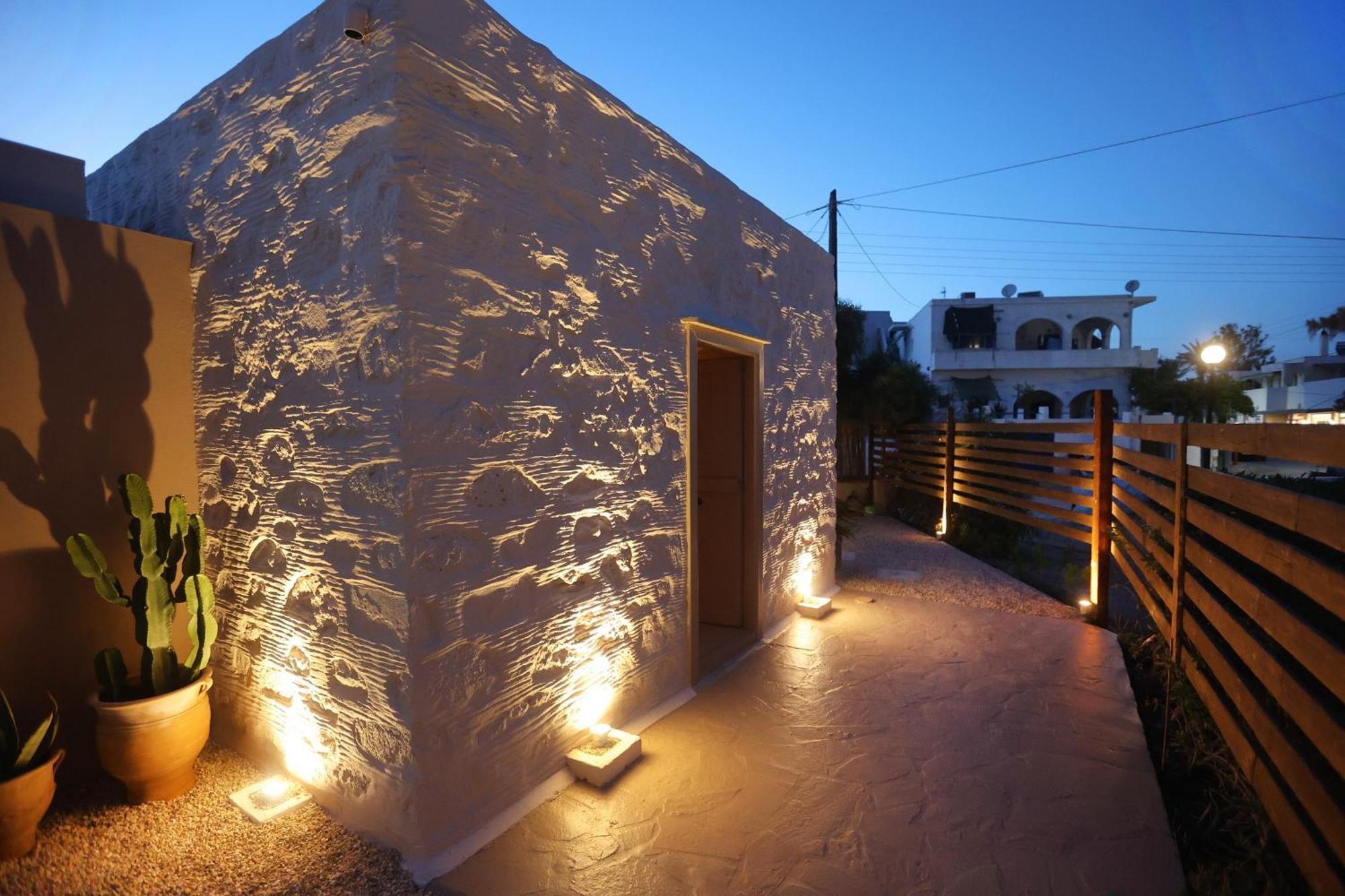 Maistrali Studio Ostria Parakopi Exterior photo